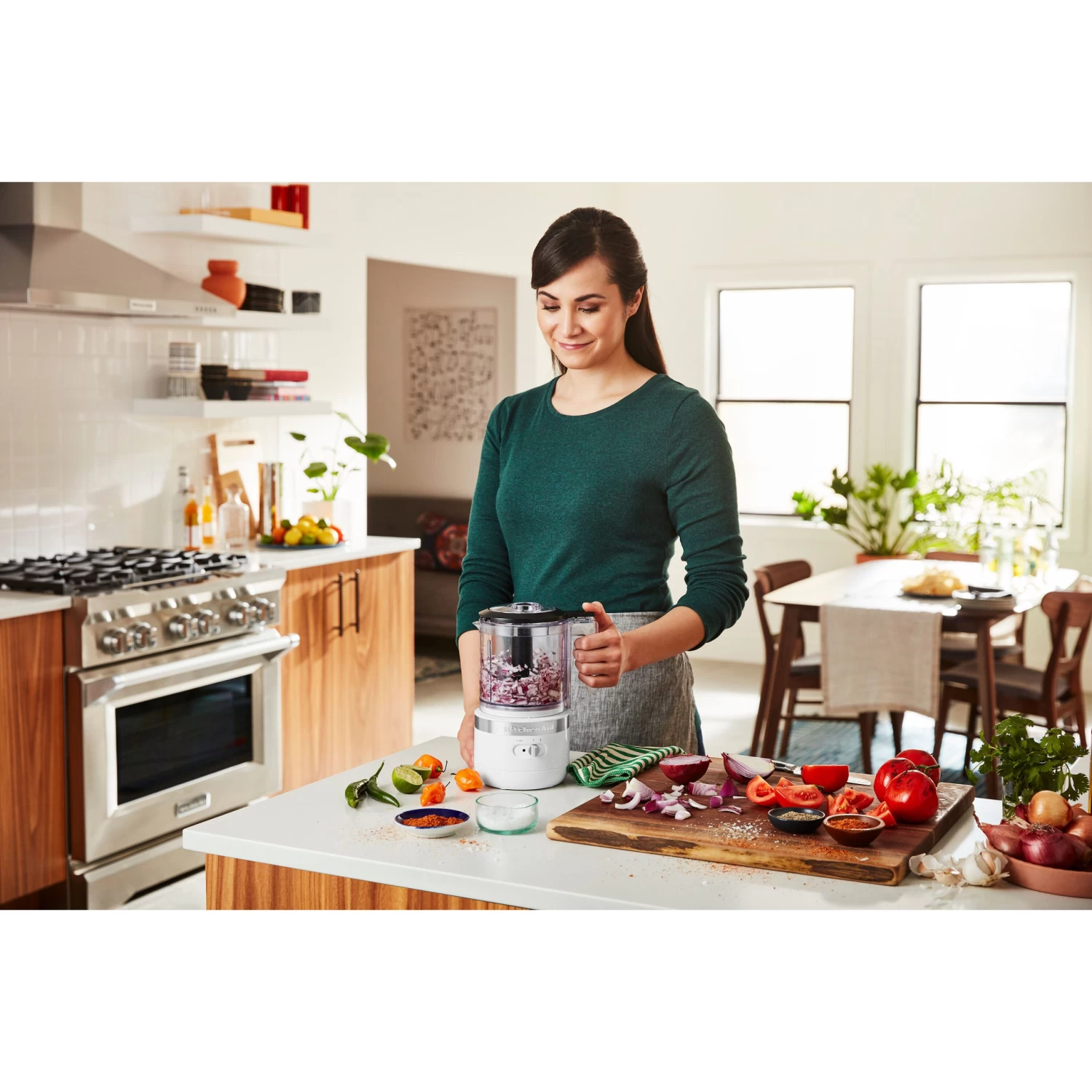 KitchenAid Cordless 5-Cup Food Chopper With Multi-Purpose Blade And Whisk Accessory In White - Image 4